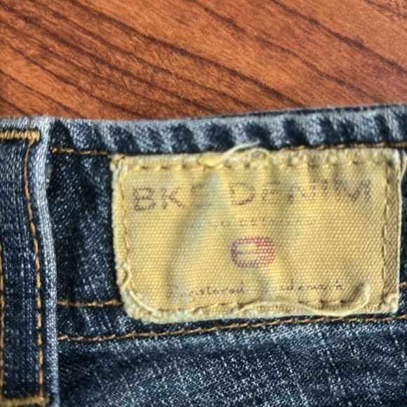 Vintage BKE Jeans Sassy Short | Size 24 x 29 1/2” - Picture 4 of 7